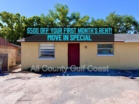 910 61st Ave E in Bradenton, FL - Building Photo