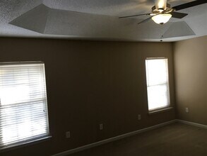 108 Hampshire Dr in Mooresville, NC - Building Photo - Building Photo