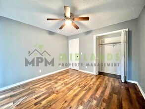 6008 Village Creek Dr in Columbia, SC - Building Photo - Building Photo