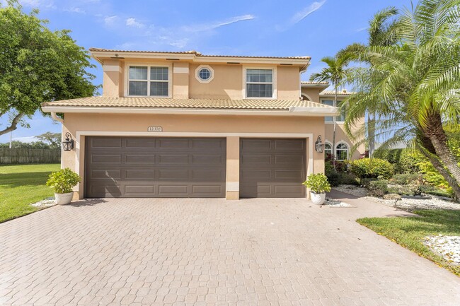 12370 St Simon Dr in Boca Raton, FL - Building Photo - Building Photo