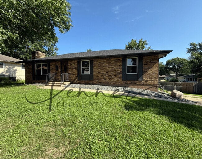 property at 812 SE 14th St