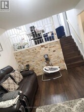 285 Bluevale St N in Waterloo, ON - Building Photo - Building Photo