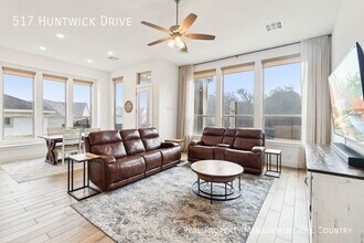 517 Huntwick Dr in Boerne, TX - Building Photo - Building Photo