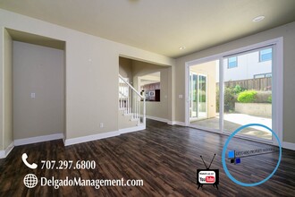 749 Kearney St in Benicia, CA - Foto de edificio - Building Photo