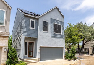 7914 Roanoke Run in San Antonio, TX - Foto de edificio - Building Photo