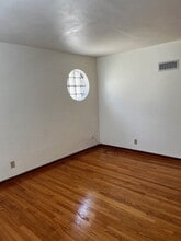 6211 Eichelberger St, Unit 6211 Eichelberger 2F in St. Louis, MO - Foto de edificio - Building Photo
