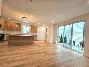 922 16th Ave in Seattle, WA - Building Photo - Building Photo