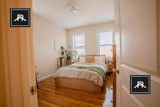 76 Quint Ave in Boston, MA - Building Photo - Building Photo