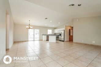 6030 Latimer Ave in Ft. Myers, FL - Building Photo - Building Photo