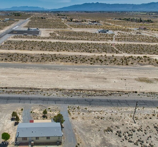 property at 1220 E Bell Vis Ave