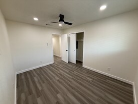 5221 Bonita Ave in Dallas, TX - Building Photo