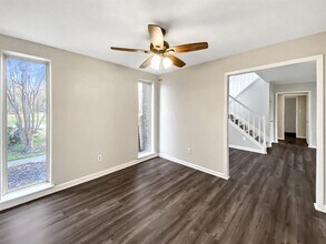 706 S Diamondhead Blvd in Crosby, TX - Building Photo - Building Photo