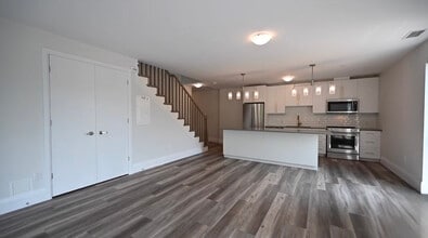 51 David St in Kitchener, ON - Building Photo - Building Photo