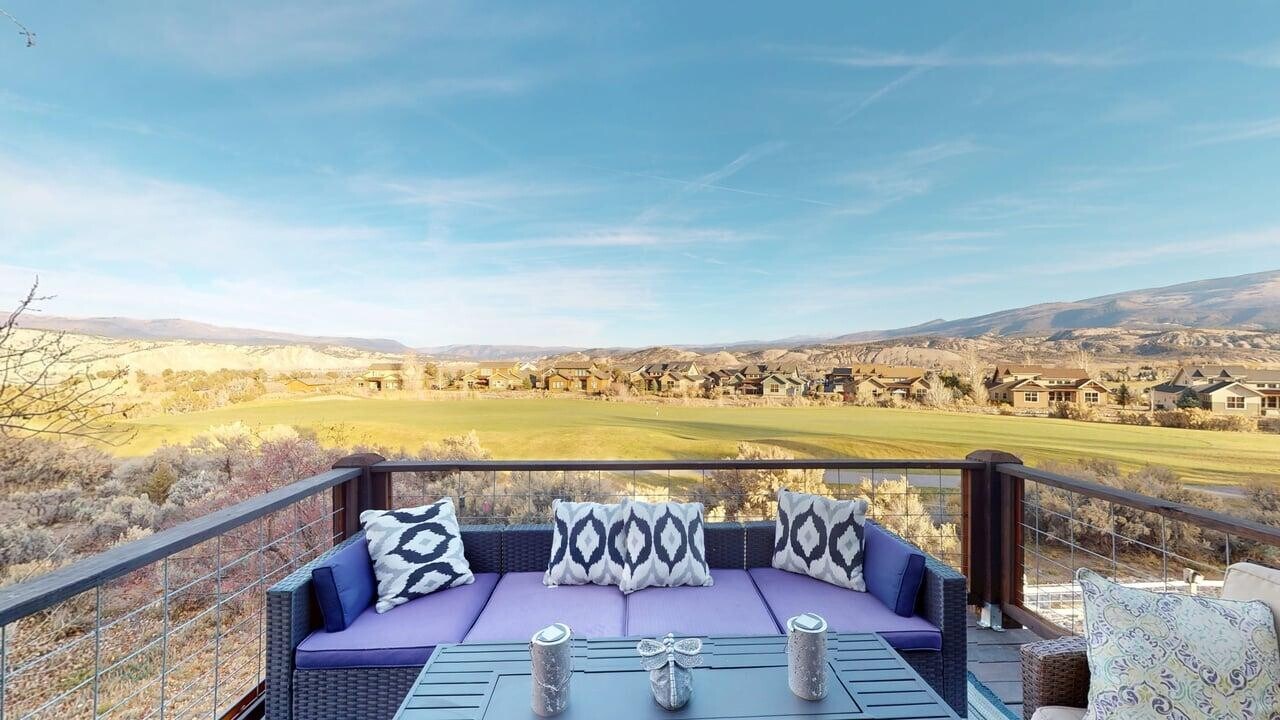 169 Wildhorse in Gypsum, CO - Building Photo