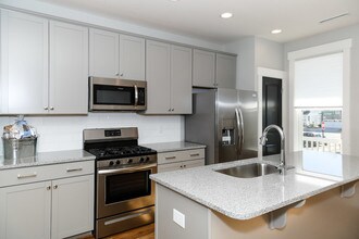2353 Great Ridge Pkwy in Chapel Hill, NC - Building Photo - Building Photo