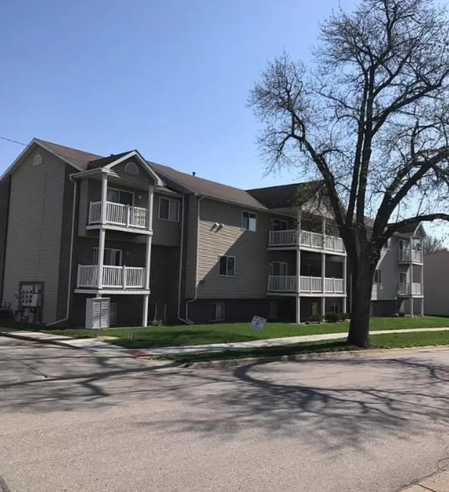 property at 215 Jewel Dr