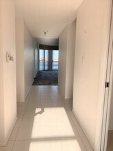 8040 Sailboat Key Blvd S in South Pasadena, FL - Building Photo - Building Photo