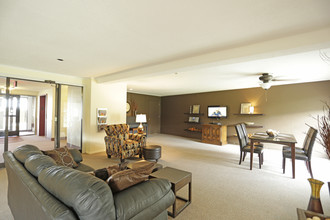 Westwinds in Eau Claire, WI - Foto de edificio - Interior Photo