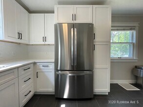 3120 Florida Ave S in Minneapolis, MN - Building Photo - Building Photo