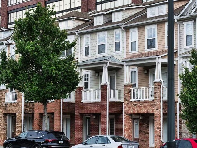 201 16th St NW in Atlanta, GA - Building Photo - Building Photo