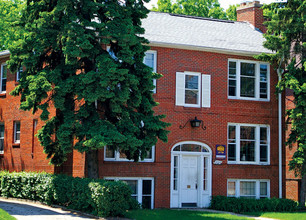 Russell Terrace in Madison, WI - Building Photo - Building Photo