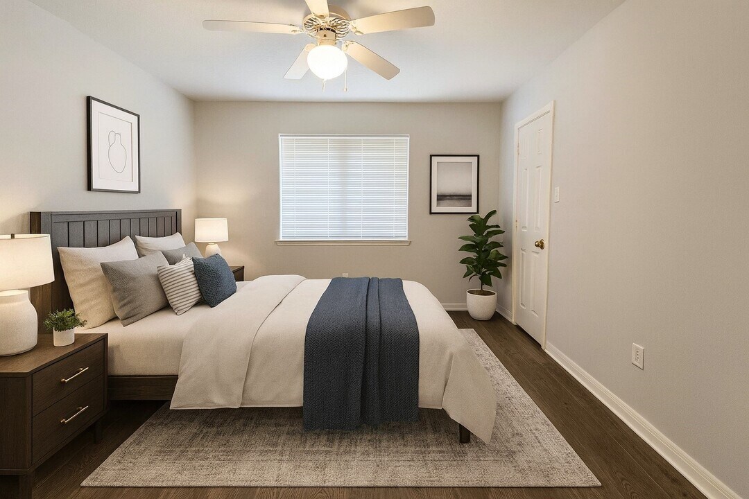 816 2nd St in League City, TX - Foto de edificio