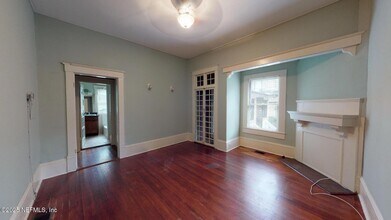 2145 Oak St-Unit -3 in Jacksonville, FL - Building Photo - Building Photo
