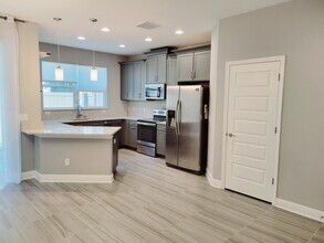 2482 Foggy Creek Cir in Clearwater, FL - Building Photo - Building Photo