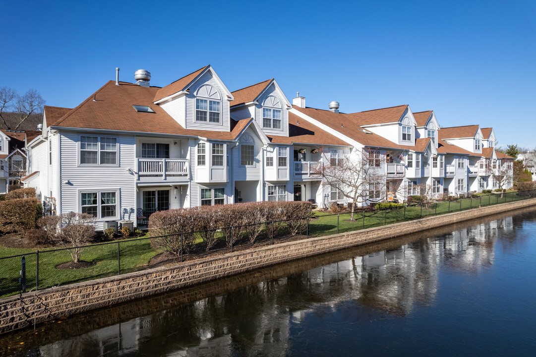 Willow Walk Condos in Ledgewood, NJ - Building Photo