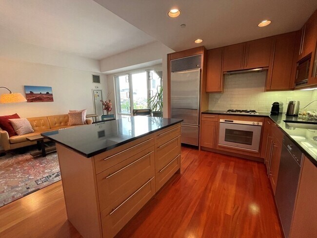 505 Tremont St in Boston, MA - Building Photo - Building Photo