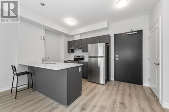 1350 Hemlock Rd in Ottawa, ON - Building Photo - Building Photo