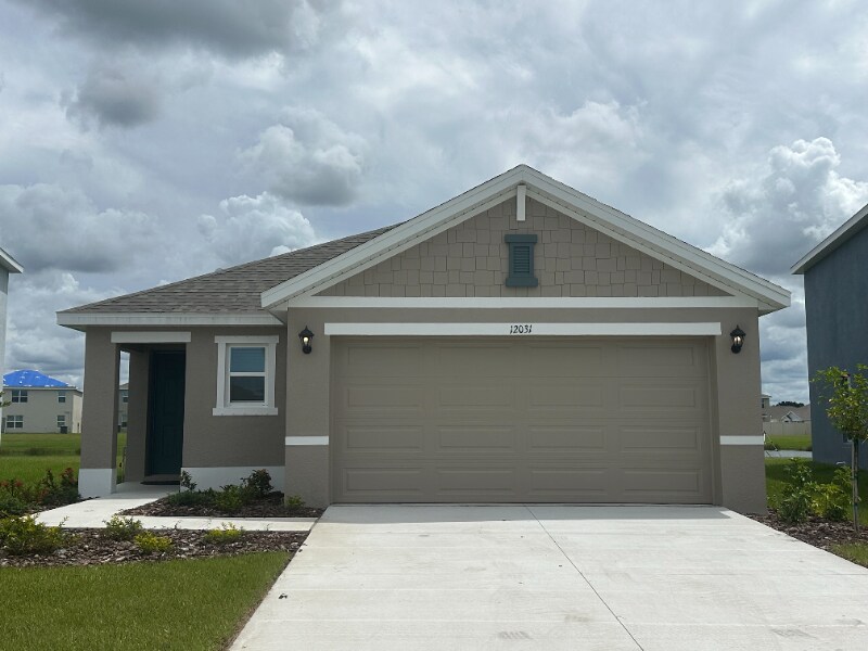 12031 Lansing Gln in Parrish, FL - Building Photo