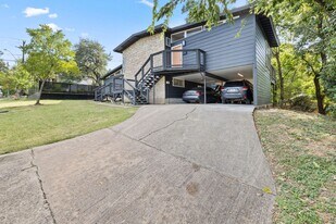 2825 San Gabriel St in Austin, TX - Building Photo
