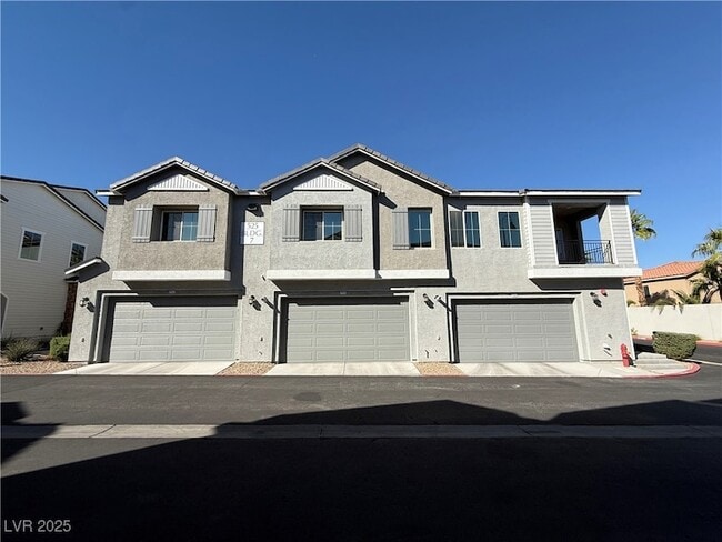 525 Mossy Cup St