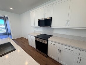 470 Caliper Wy in San Marcos, CA - Building Photo - Building Photo