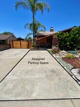 325 S Aspan Ave in Azusa, CA - Building Photo - Building Photo