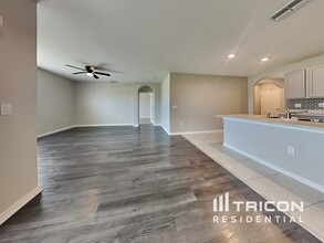 353 Corso Loop in Winter Haven, FL - Building Photo - Building Photo