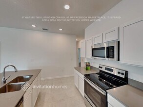 1139 Peach Crk Dr in Osteen, FL - Building Photo - Building Photo