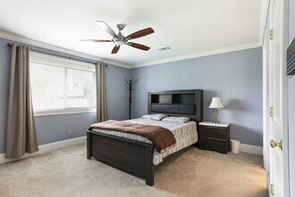 5012 Antonini Dr in Metairie, LA - Building Photo - Building Photo