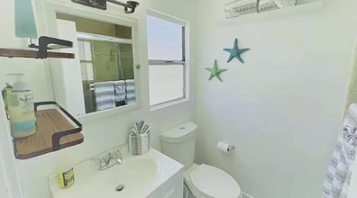 3981 Ingraham St in San Diego, CA - Building Photo - Building Photo