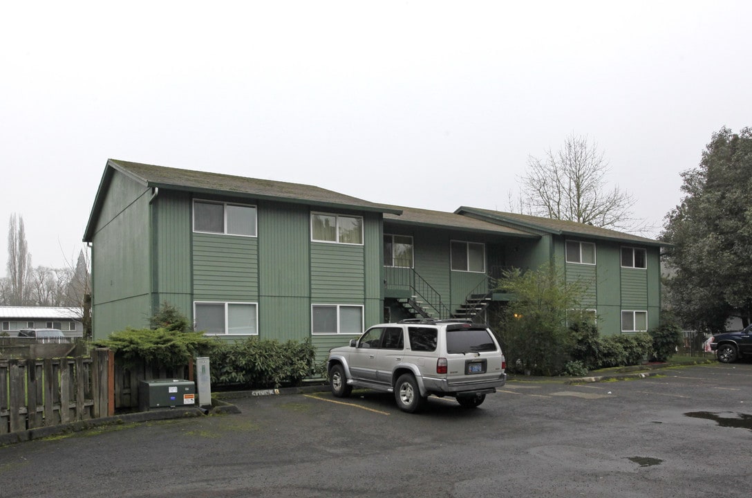 Viking Villa Apartments in Beaverton, OR - Building Photo