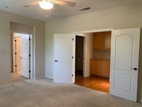 3363 Eskaton Dr in Placerville, CA - Foto de edificio - Building Photo