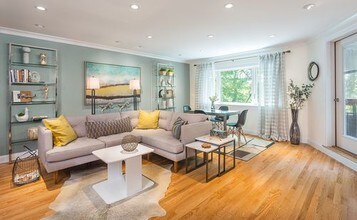 1443 Beacon St-Unit -333 in Brookline, MA - Building Photo - Building Photo