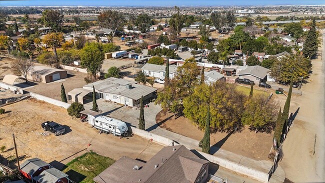 4270 Woodward Ave in Norco, CA - Building Photo - Building Photo