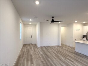 4212 Zilker Pk Ave in North Las Vegas, NV - Building Photo - Building Photo