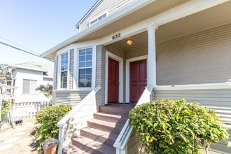 632 N Claremont St in San Mateo, CA - Building Photo - Building Photo