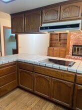 1386 Cloverdale Cir in Roseville, CA - Building Photo - Building Photo