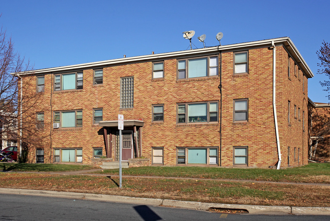 97 Orme Great Building in W St Paul!! in West St. Paul, MN - Building Photo