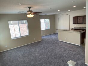 1133 Via Rocca in Henderson, NV - Building Photo - Building Photo