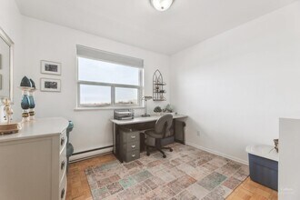 Wellington Suites in Port Hope, ON - Building Photo - Building Photo